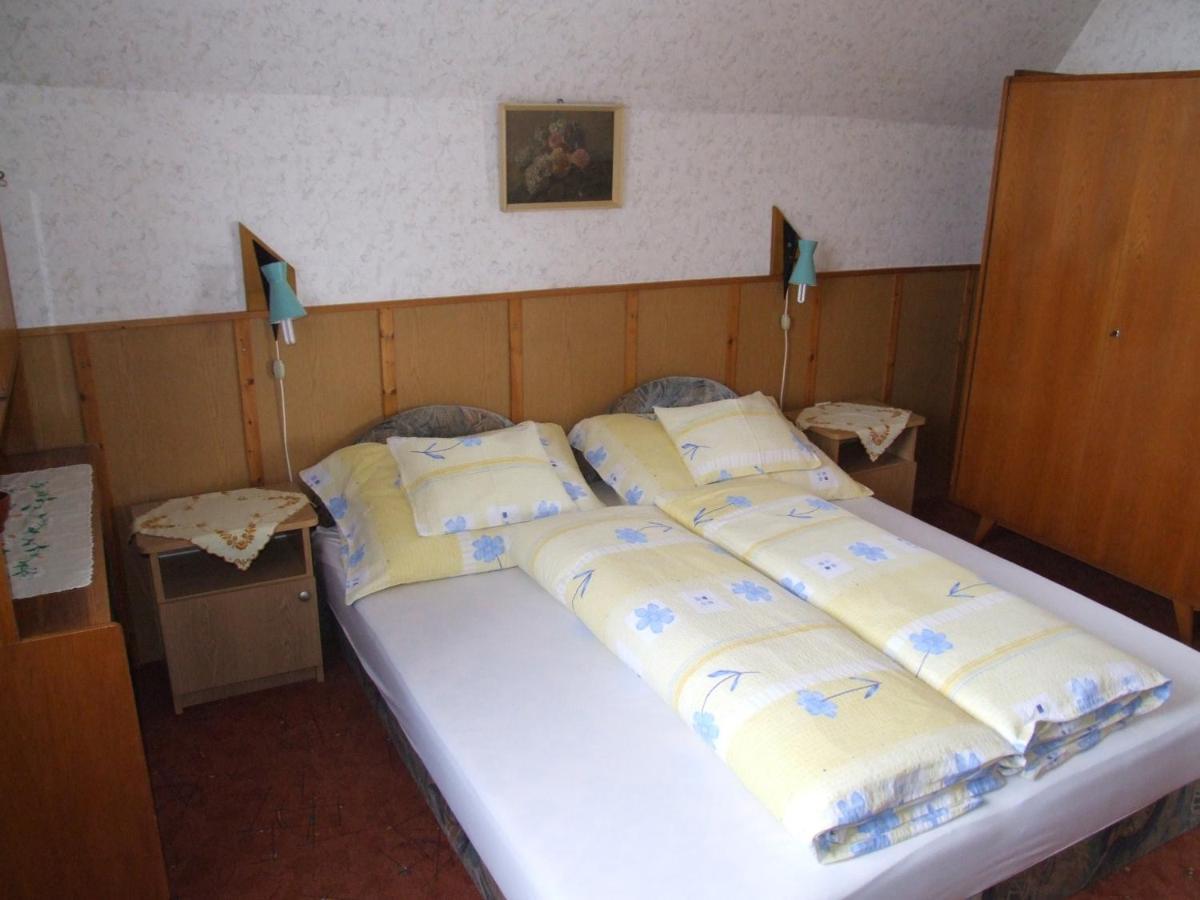 Hotel Revesz Vendeghaz Harkan Zimmer foto