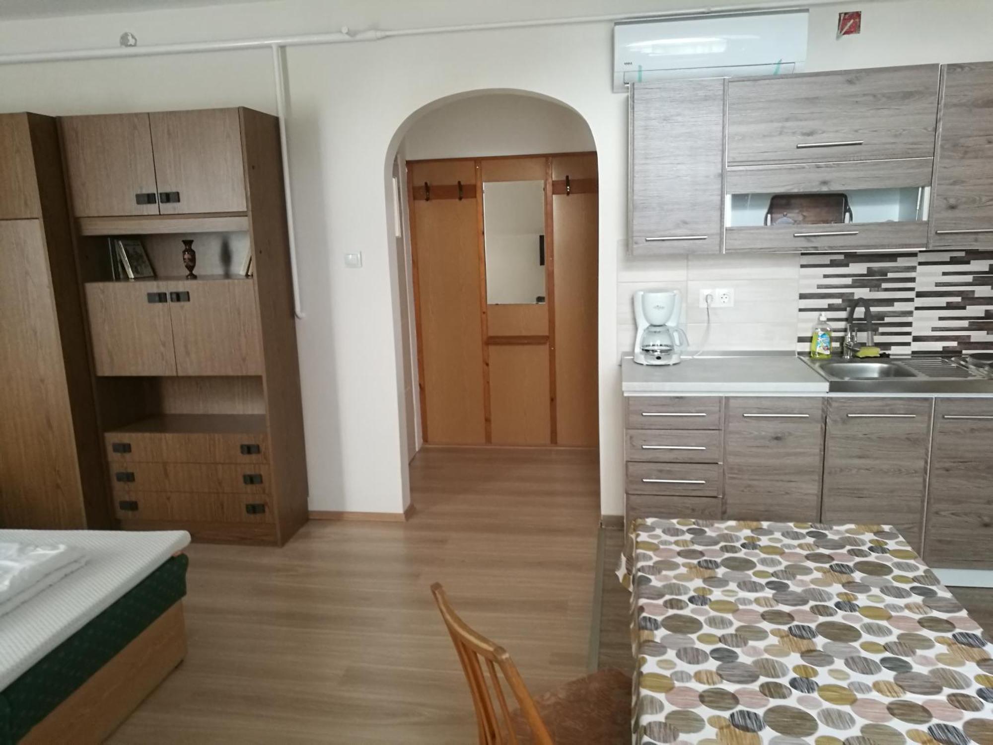 Hotel Revesz Vendeghaz Harkan Exterior foto